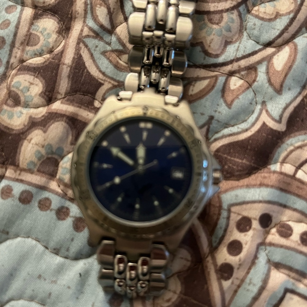 Mens watch